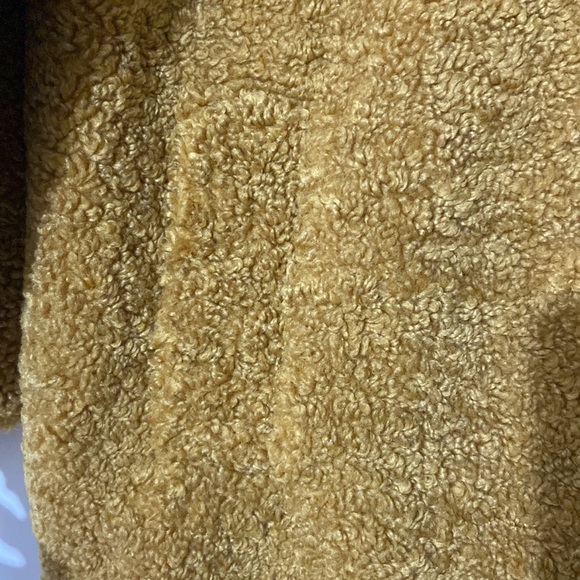 FOREVER21 SHEARLING COAT 🧥 - Picture 7 of 9